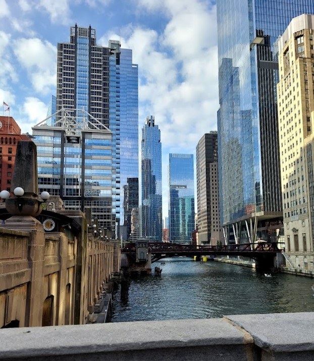 chi glass skyscrapers reflecting the river