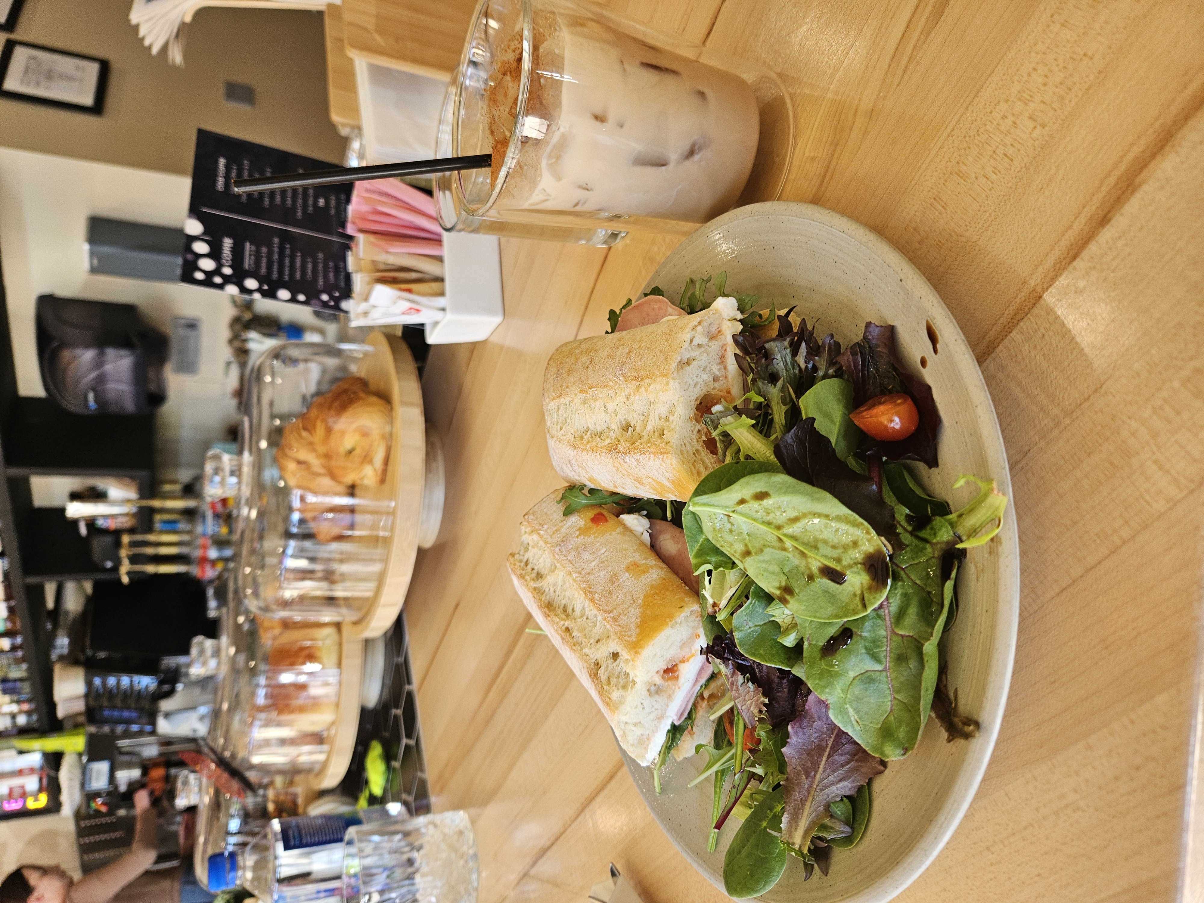 sandwich, salad, chai