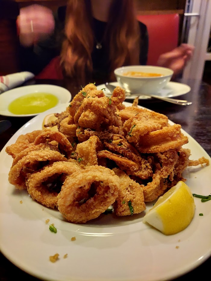 plate of fried calamari