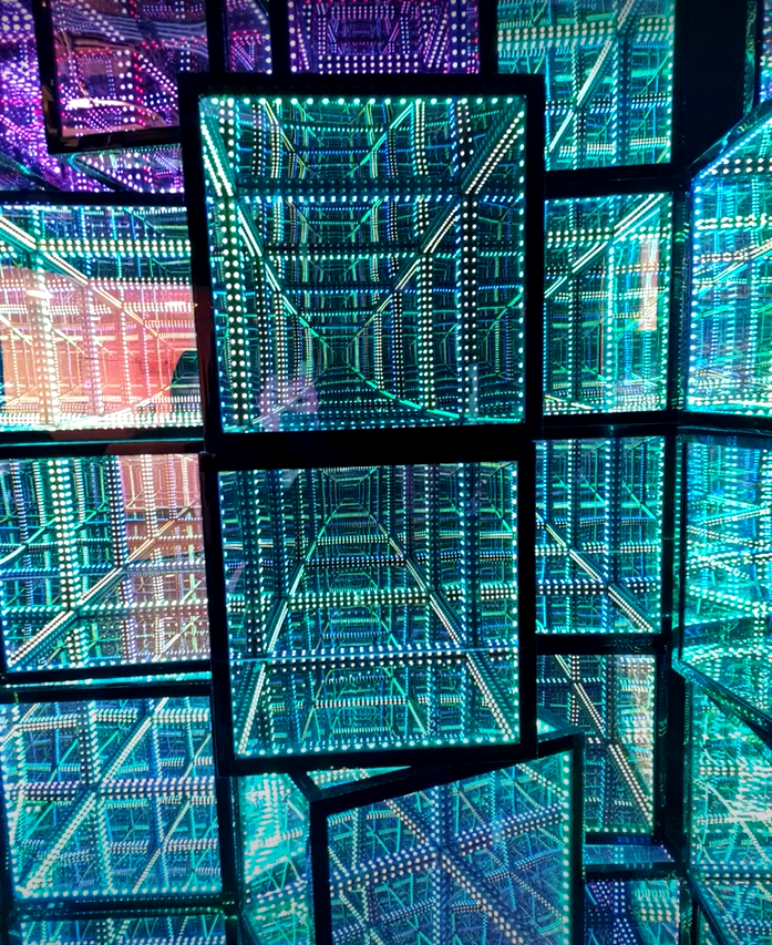 mirror cubes with flashing blue lights